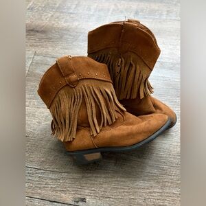 Cat & Jack Toddler Girls Fringe Western Ankle Boots in Brown